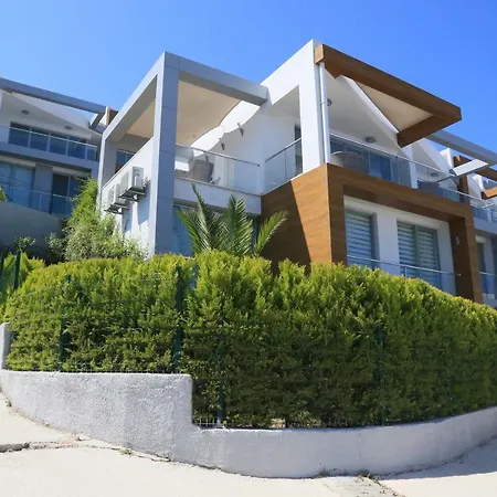 Bodrum Adabuku Luks 2+1 Ozel Plaj Ve Havuzlu Villa